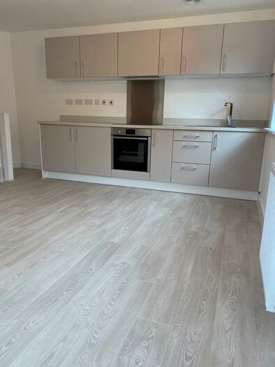 2 Bedroom Town House To Rent In Middleham Lane, Leeds, West Yorkshire, LS14