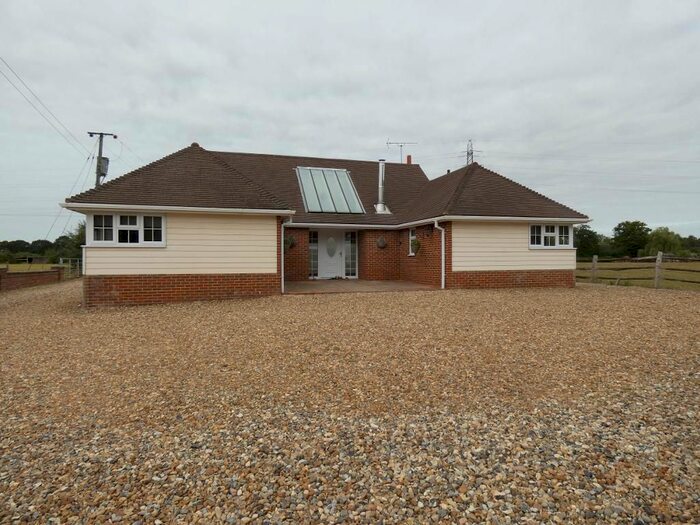 5 Bedroom Detached House To Rent In Green Lane, Marden, Kent, TN12