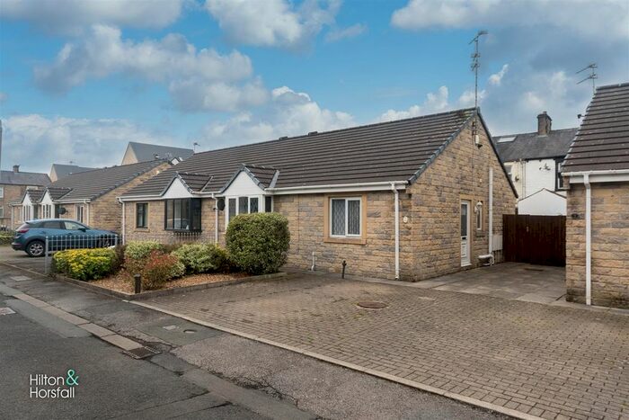 2 Bedroom Semi-Detached Bungalow To Rent In Duckworth Street, Barrowford, Nelson, BB9