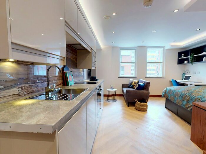 Studio To Rent In Apt, Live Oasis Piccadilly #, M1