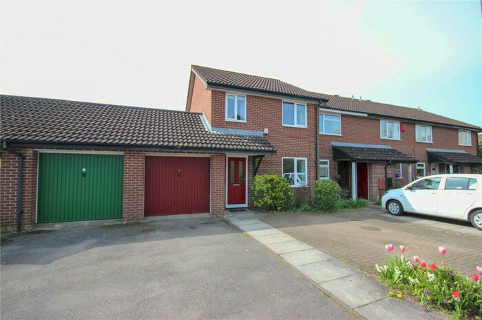 3 Bedroom End Of Terrace House To Rent In Badgers Close, Bradley Stoke, Bristol, BS32
