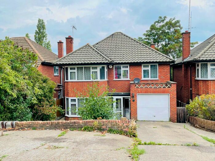 3 Bedroom Detached House To Rent In Sudbury Court Road, Harrow, HA1
