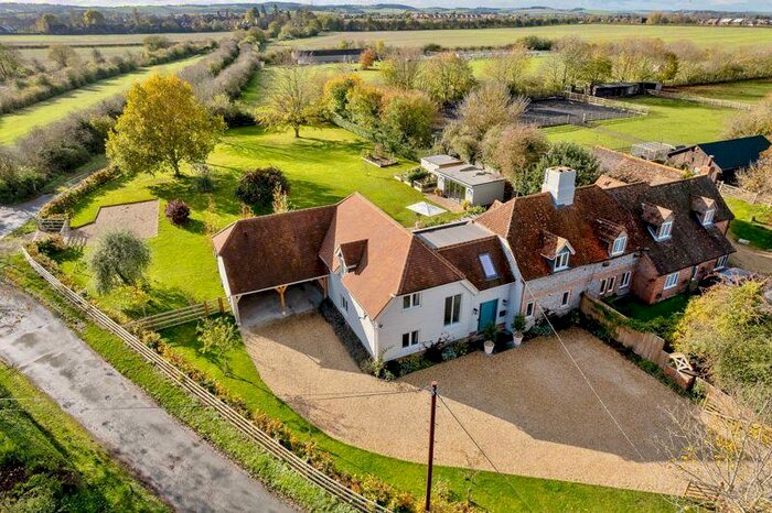 5 Bedroom Property For Sale In Caps Lane, Cholsey, OX10