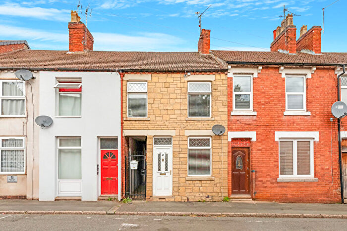 2 Bedroom Terraced House For Sale In Princes Street, Kettering, Northamptonshire, NN16