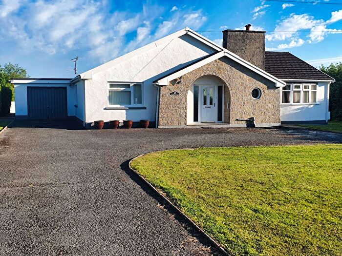 Property For Sale In Templebar Road, Kilgetty, SA68
