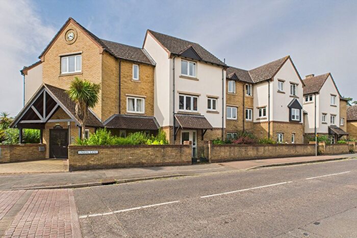 1 Bedroom Flat For Sale In Haig Court, Cambridge, CB4