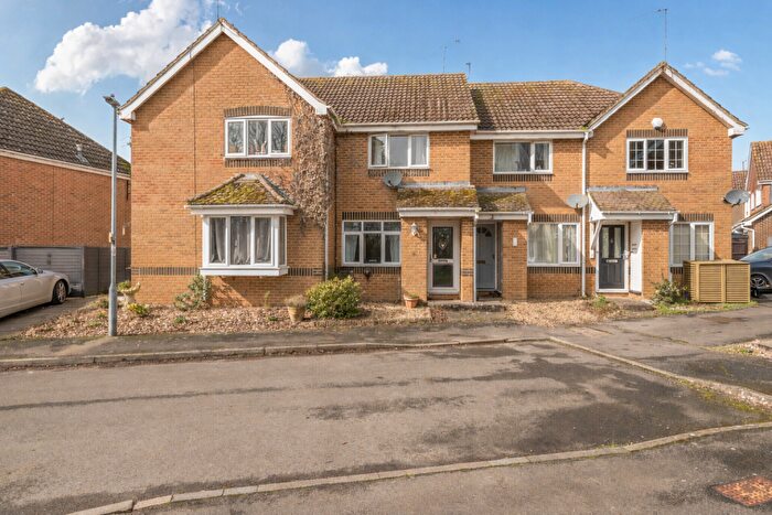 2 Bedroom Terraced House For Sale In Sycamore Close, Lyneham, SN15