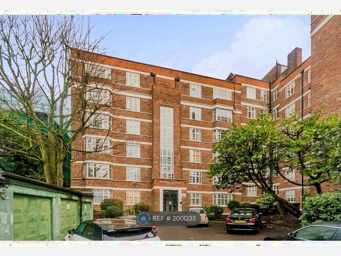 2 Bedroom Flat To Rent In Barrington Court, London, N10