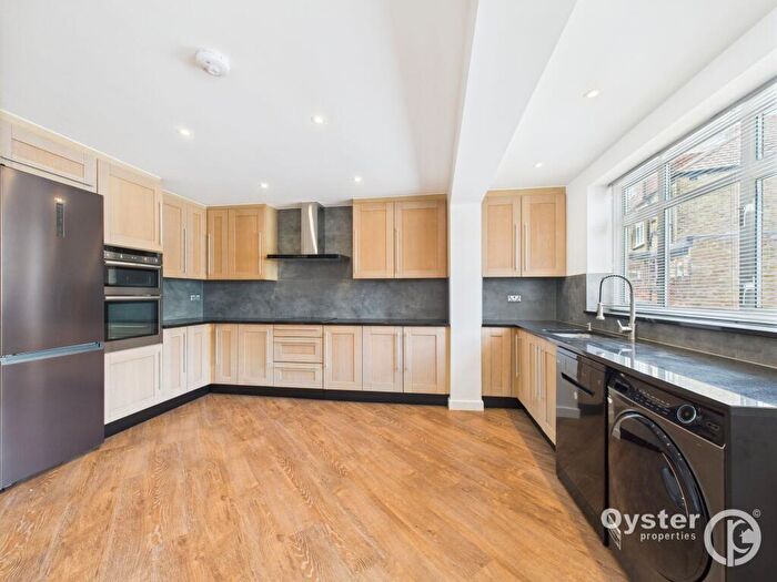 3 Bedroom House To Rent In Ecclesbourne Gardens, London, N13