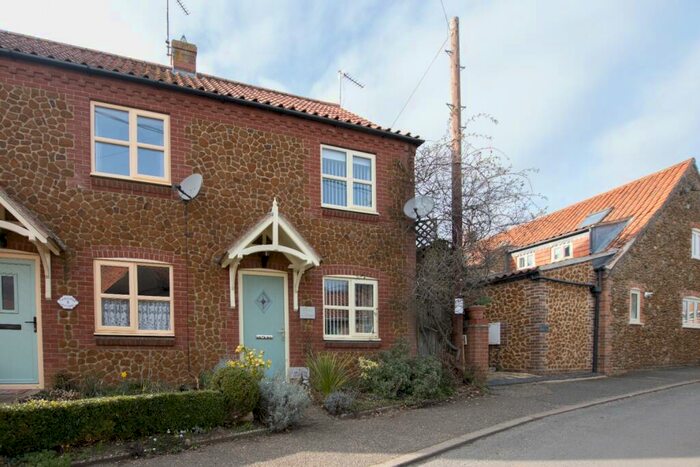 2 Bedroom End Of Terrace House To Rent In Lancaster Place, Snettisham, PE31