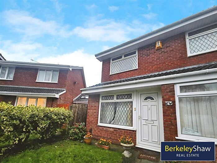 3 Bedroom Semi Detached House To Rent In Malham Close, Southport, PR8