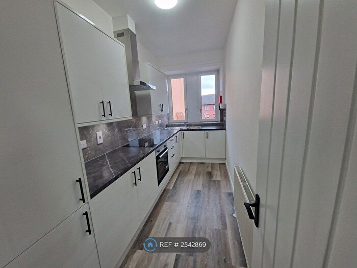 4 Bedroom Flat To Rent In Westmuir Street, Glasgow, G31