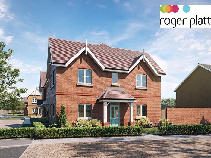 2 Bedroom End Of Terrace House For Sale In De Havilland Place, White Waltham Village, Maidenhead, SL6
