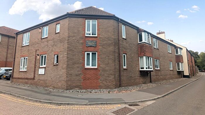 2 Bedroom Retirement Property For Sale In Silver Street, Wells, BA5