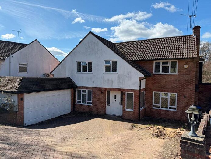 4 Bedroom Detached House For Sale In The Uplands, Gerrards Cross, Buckinghamshire, SL9