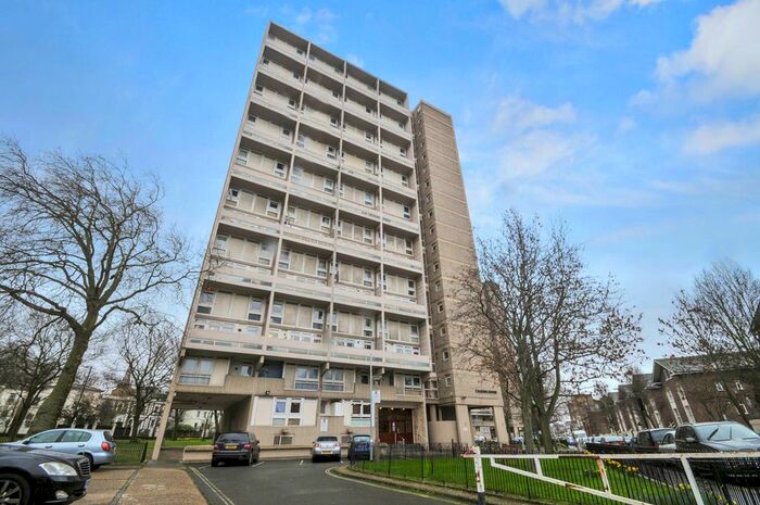 2 Bedroom Flat To Rent In Falkirk House, Maida Vale, London, W9