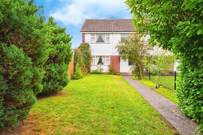 3 Bedroom End Of Terrace House For Sale In Criccieth Court, Ellesmere Port, CH65