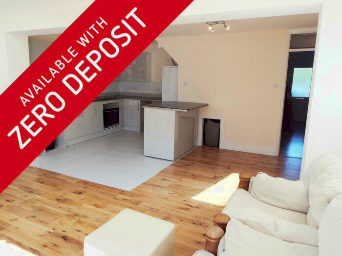 6 Bedroom House To Rent In Jubilee Terrace *Zero Deposit Available*, PO5