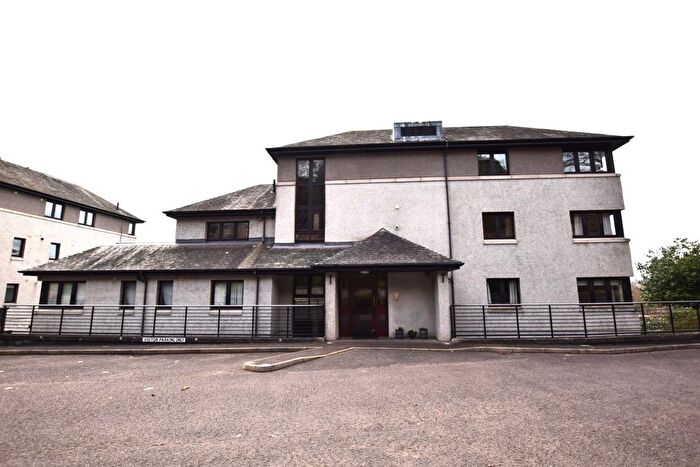 3 Bedroom Flat To Rent In Riverview Park, Dundee Road, Perth, PH2