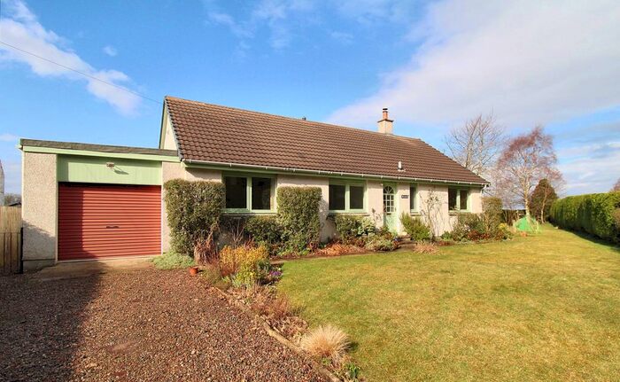 3 Bedroom Detached Bungalow For Sale In Woodside Crescent, Nairn, IV12