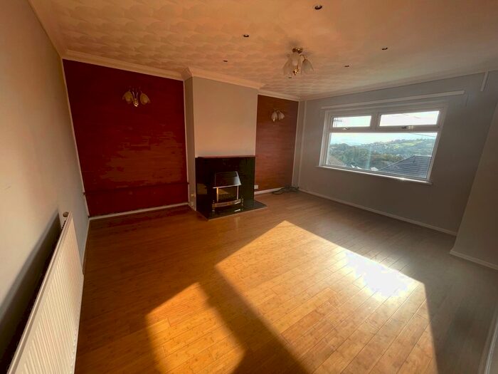 2 Bedroom Flat To Rent In Upland Drive, Trevethin, Pontypool NP4