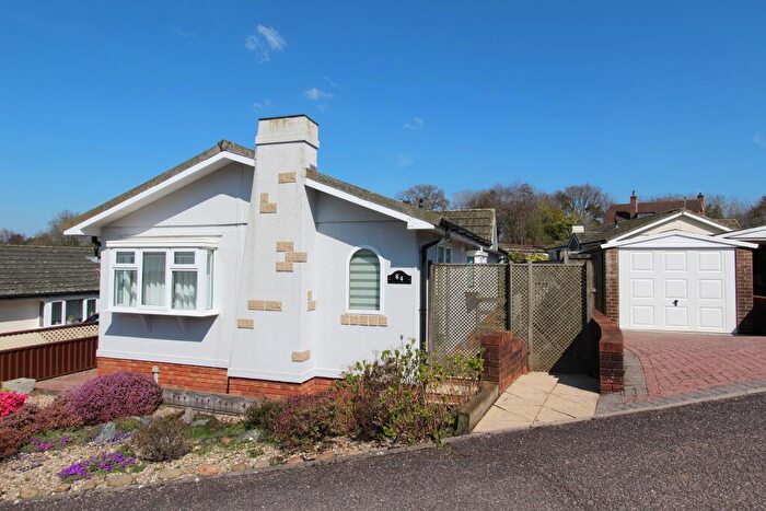 3 Bedroom Park Home For Sale In Willow View Park, Whimple, EX5