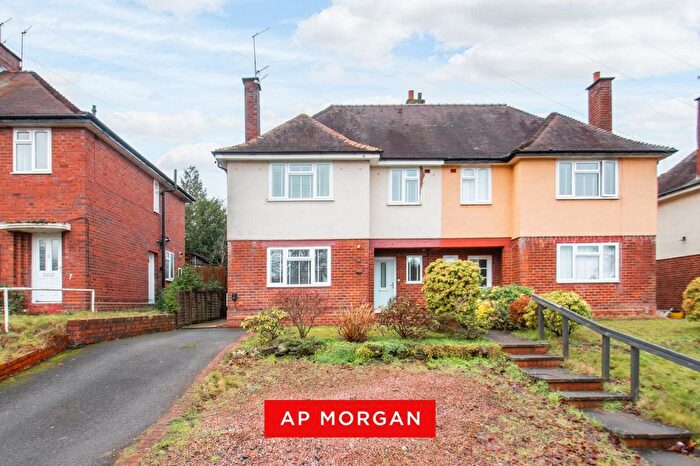 3 Bedroom Semi Detached House For Sale In The Broadway, Stourbridge, West Midlands, DY8