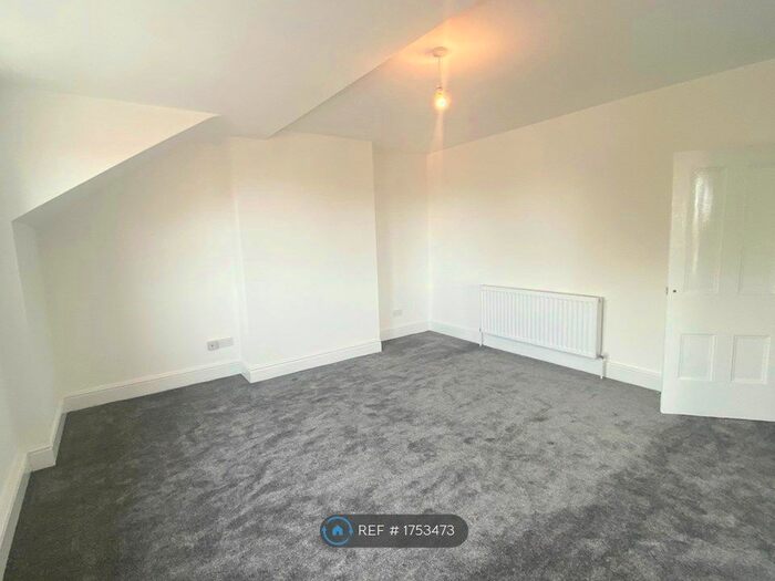 2 Bedroom Flat To Rent In Oxford Road, Bootle, L20