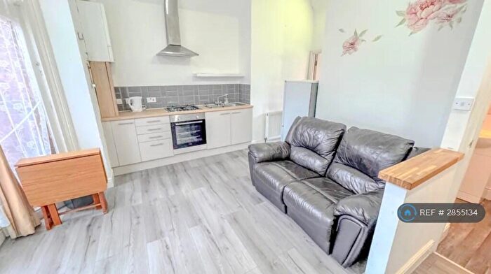 1 Bedroom Flat To Rent In Monument Road, Birmingham, B16