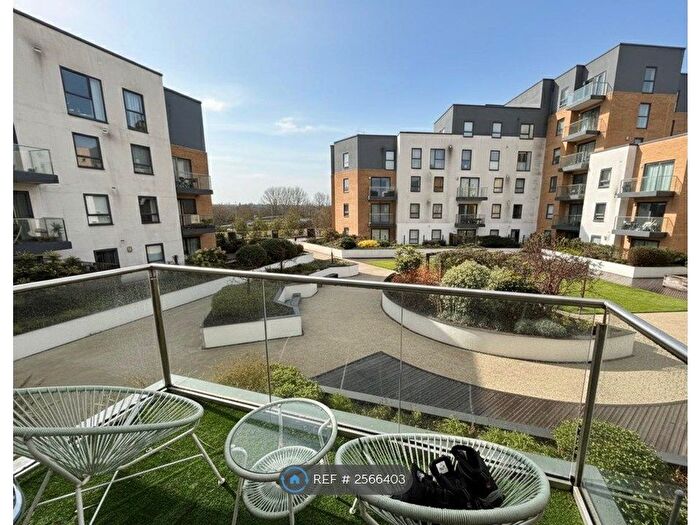1 Bedroom Flat To Rent In Peregrine House, Reading, RG2
