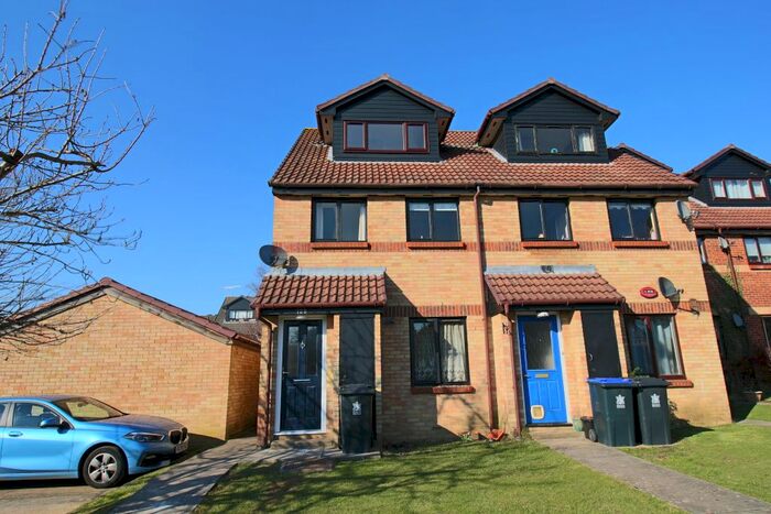 2 Bedroom Maisonette To Rent In Maypole Road, Burnham, Slough, SL6
