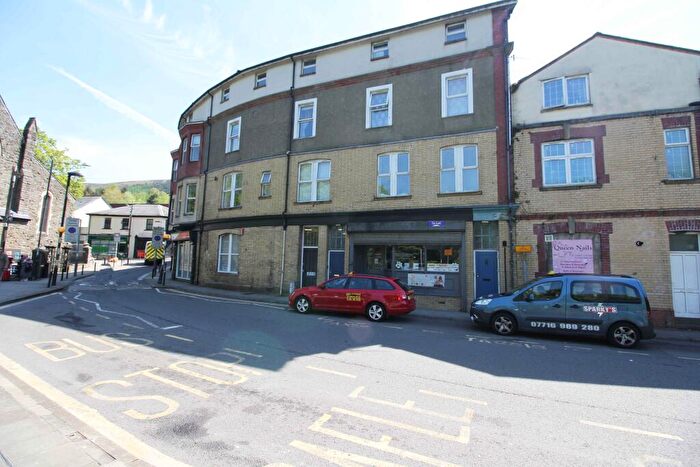 1 Bedroom Flat To Rent In Commercial Street Arcade, Abertillery, NP13