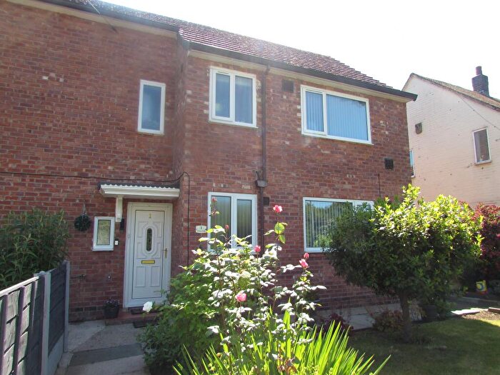 2 Bedroom Apartment To Rent In Harburn Walk, Manchester, ., M22