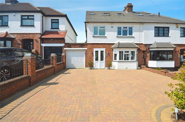 4 Bedroom Semi-Detached House To Rent In Hornbeam Avenue, Upminster, Essex, RM14