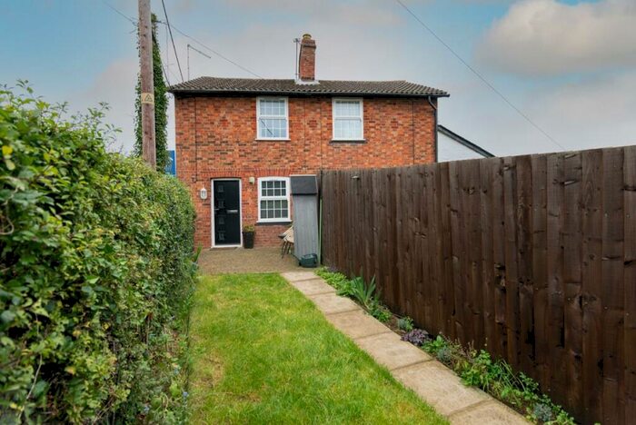 2 Bedroom Semi-Detached House For Sale In Heath Road, Great Brickhill, Buckinghamshire, MK17