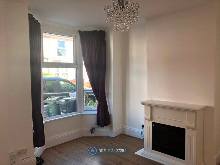2 Bedroom Terraced House To Rent In Lynn Road, Portsmouth, PO2