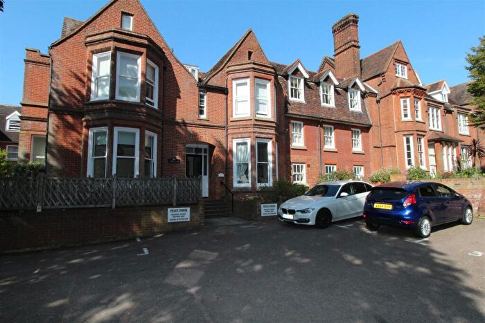 1 Bedroom Apartment To Rent In Henley Road, IP1