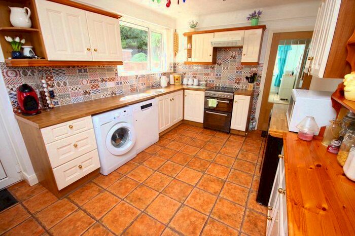 2 Bedroom Detached Bungalow For Sale In Nant Y Glyn, Llandudno Junction, LL31