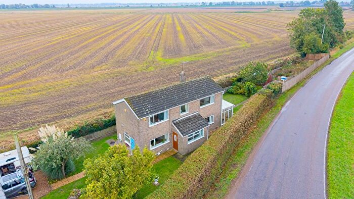 3 Bedroom Detached House For Sale In Mouth Lane, Guyhirn, Wisbech, Cambridgeshire, PE13