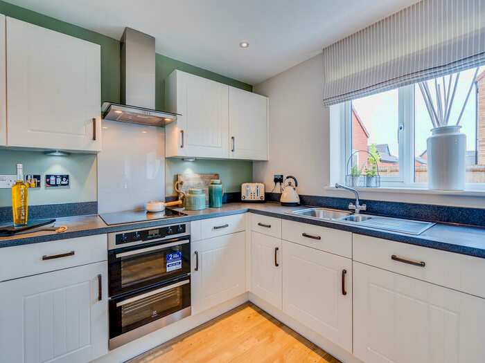 4 Bedroom Detached House For Sale In Apache Gardens, Weston-super-Mare, Somerset, BS24