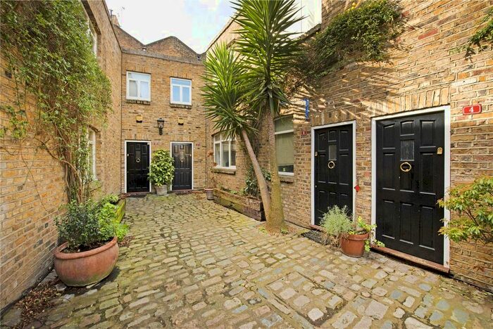 2 Bedroom Terraced House To Rent In Rheidol Mews, Angel, N1