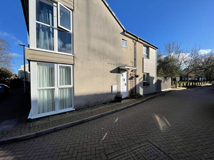 2 Bedroom Flat For Sale In Sanford Place, St Thomas, EX2