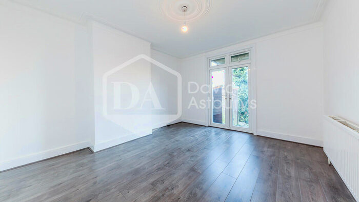 3 Bedroom Terraced House To Rent In Arlington Road, Southgate, London, N14