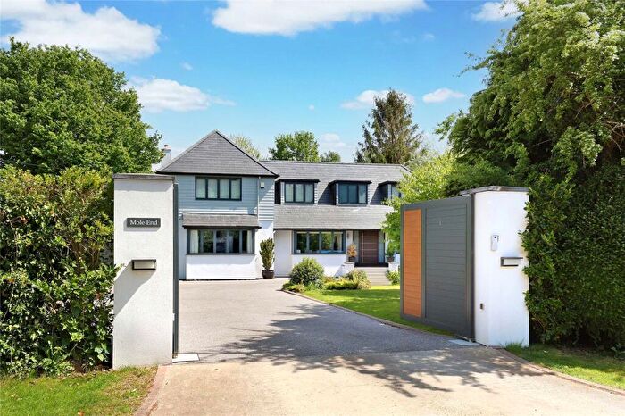 4 Bedroom Detached House For Sale In Green Lane, Littlewick Green, Maidenhead, Berkshire, SL6