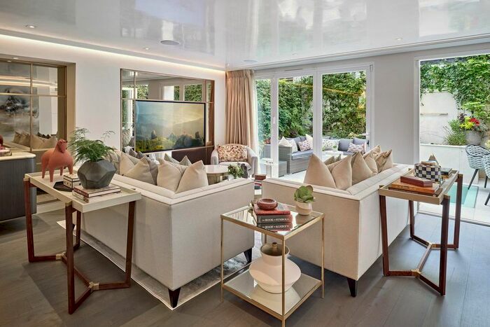 5 Bedroom Property To Rent In Herbert Crescent, Knightsbridge, London, SW1X