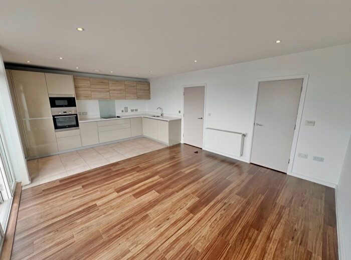 2 Bedroom Flat To Rent In Richard Court, Stanley Road, Acton, W3