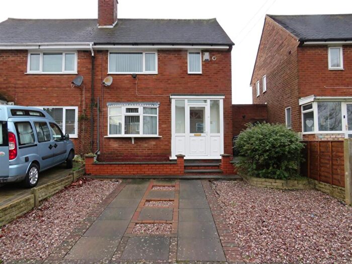2 Bedroom Semi Detached House For Sale In Thistledown Road, Shard End, Birmingham, B34