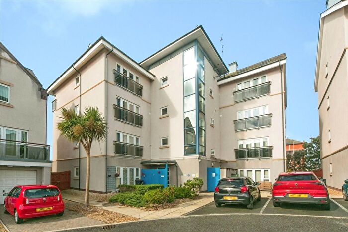 2 Bedroom Flat For Sale In Sapphire House, Mostyn Broadway, Llandudno, LL30
