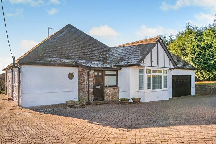 4 Bedroom Bungalow For Sale In Sluvad Road, New Inn, Pontypool, NP4