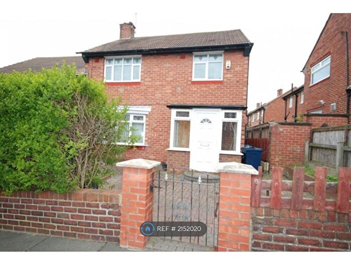 3 Bedroom Semi-Detached House To Rent In Rochford Road, Sunderland, SR5